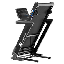 Load image into Gallery viewer, XTRERRA FITNESS TRZ556 Treadmill