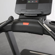 Load image into Gallery viewer, LIFE FITNESS Club Series + Treadmill X Console