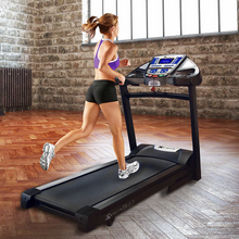 Load image into Gallery viewer, XTERRA TR6.7 FOLDING TREADMILL